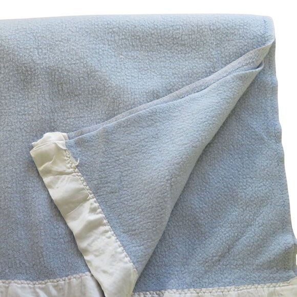 Vintage Blue Twin Acrylic Thermal Blanket Satin Trim 68 x 86 Made in USA - Picture 5 of 7